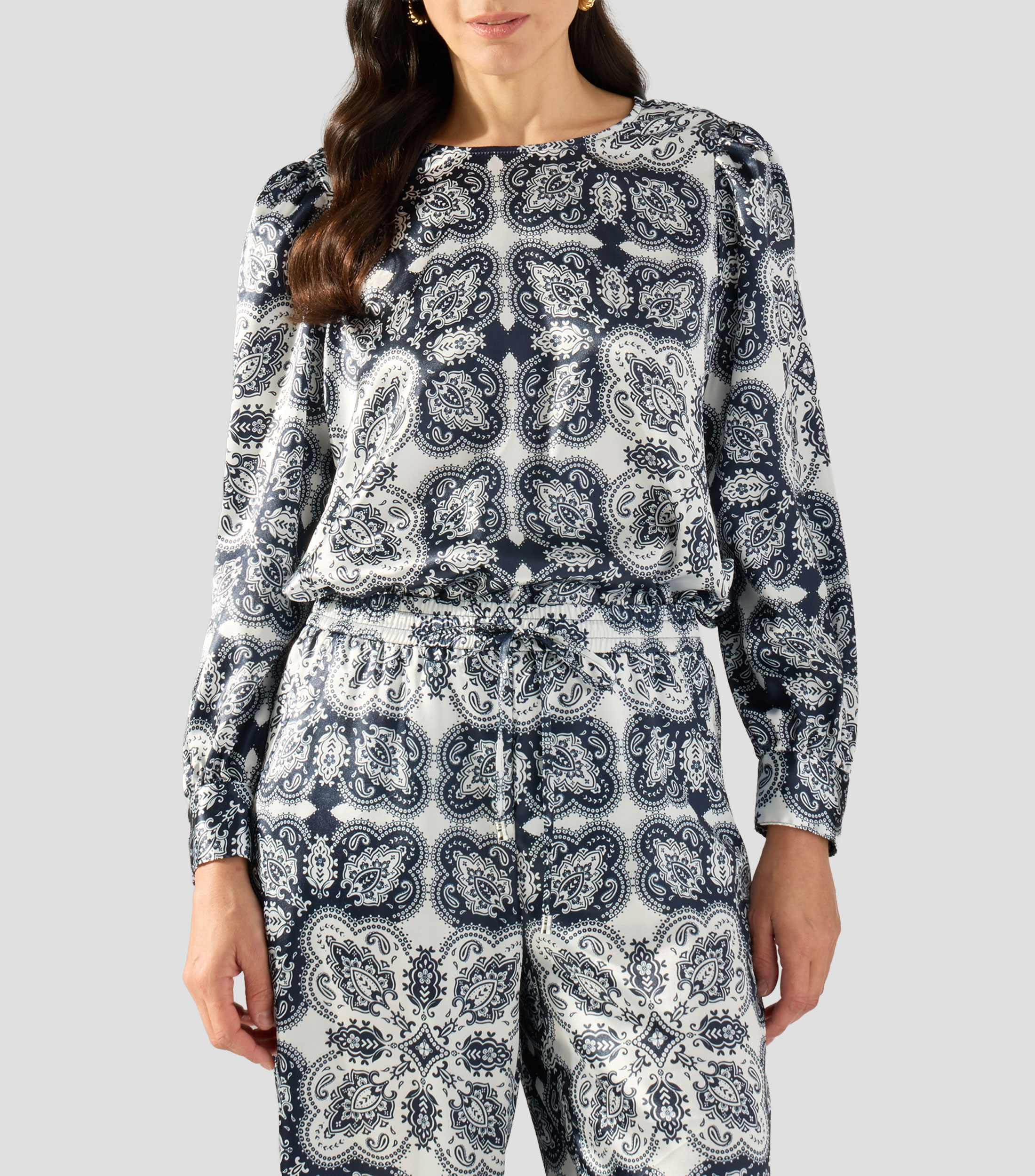 Blusa estampada con manga larga Mujer